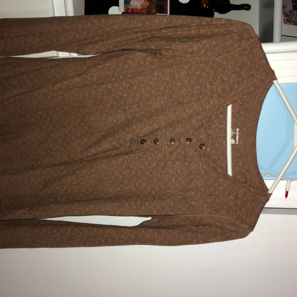 Shirts/clothes - Picture 7 of 8